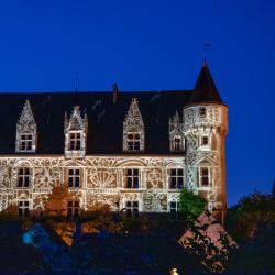 Le château éclairé Le château éclairé
