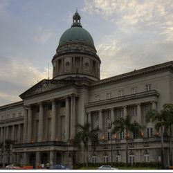 Le palais de justice (HDR)