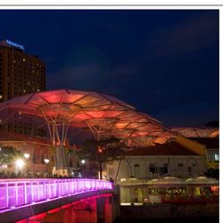 Un des ponts de Clark Quay