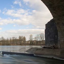 (5) Pont Wilson, côté Est (5) Pont Wilson, côté Est