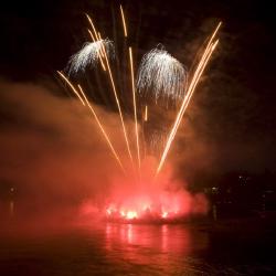 20080714_feux_artifice_tours_028.jpg 20080714_feux_artifice_tours_028.jpg